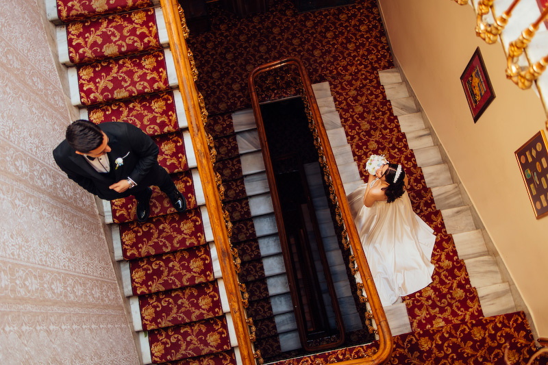 İstanbul düğün fotoğrafçısı Büyük Londra Oteli çekimi