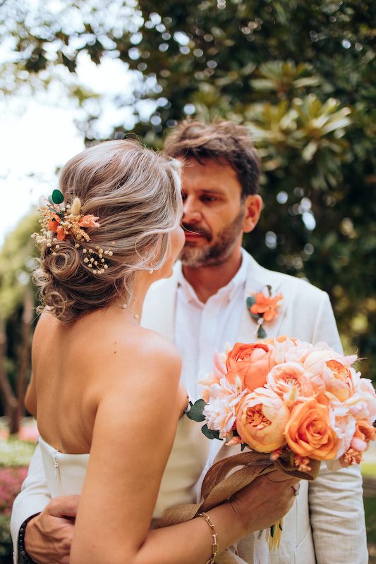 Hidiv Kasrı bahçesinde Nursel ve Murat’ın doğal ve romantik düğün fotoğraf çekimi