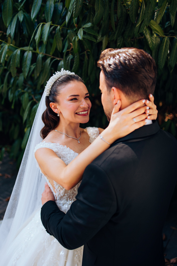 İstanbul Sarıyer Plato’da Özge ve Efe’nin romantik düğün dış çekimi